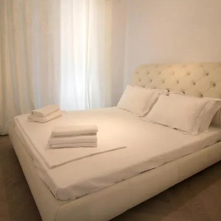 Mateo's Luxury Penthouse アパート *