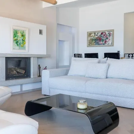 Mateo's Luxury Penthouse アパート *